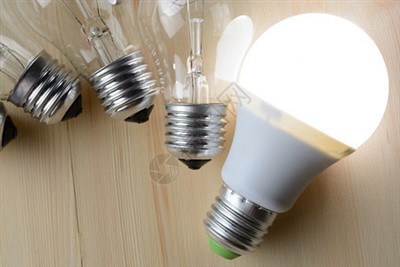 Lampe ti LED